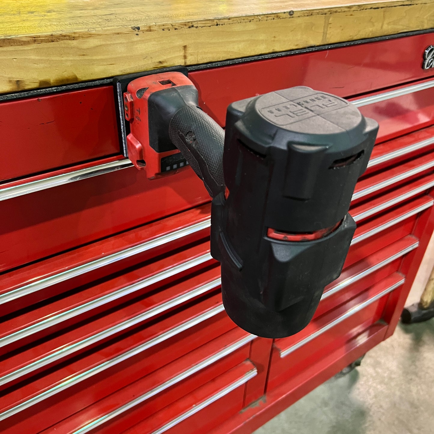 Milwaukee M18 Magnetic Tool Holder