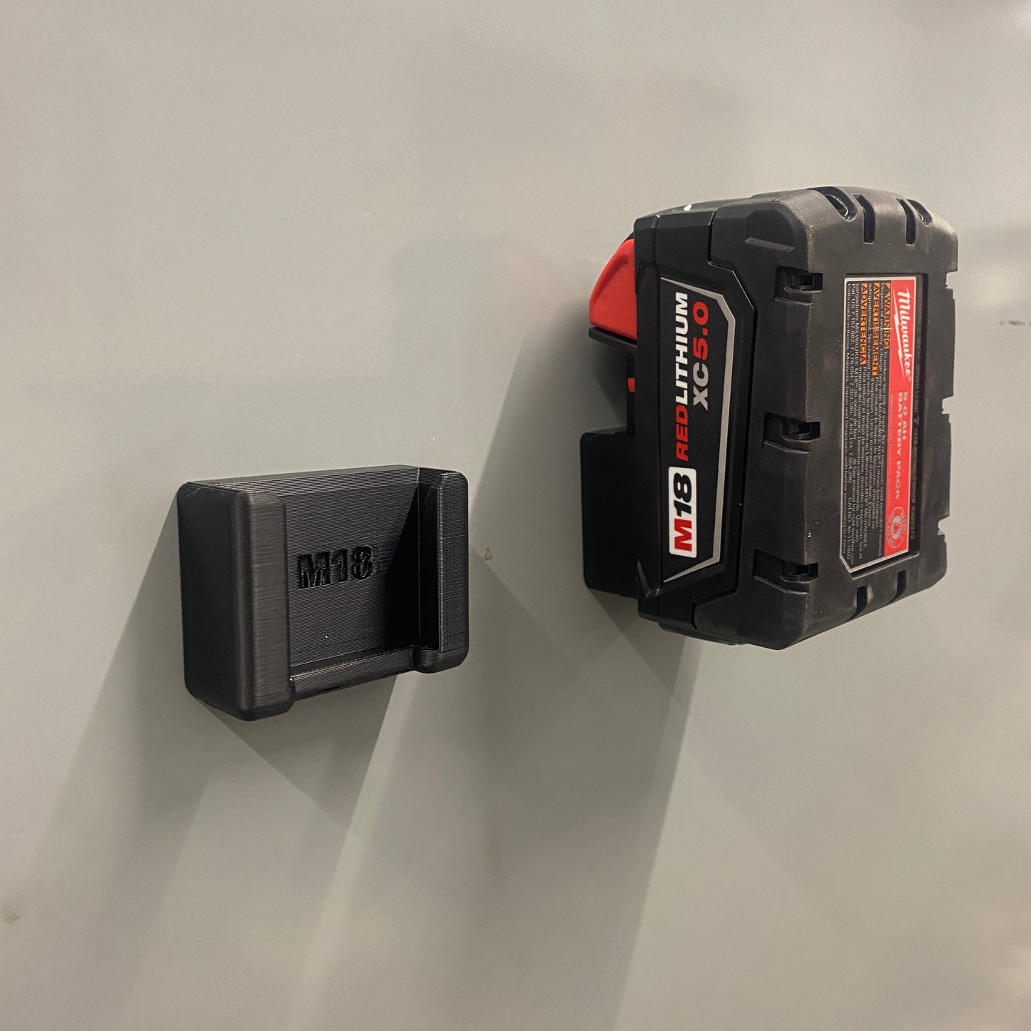 Milwaukee M18 Magnetic Battery Holder